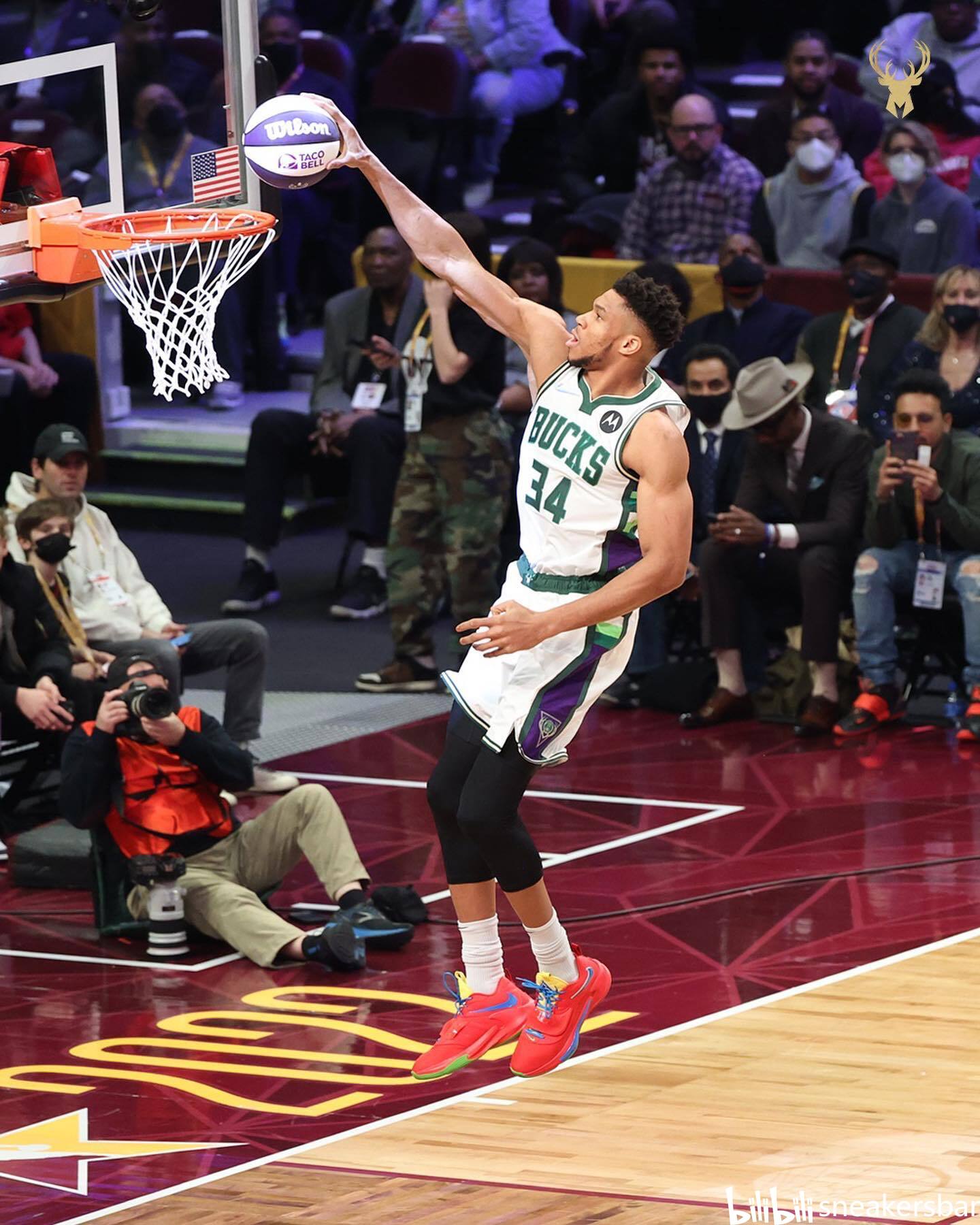 更分享了她 更分享了她